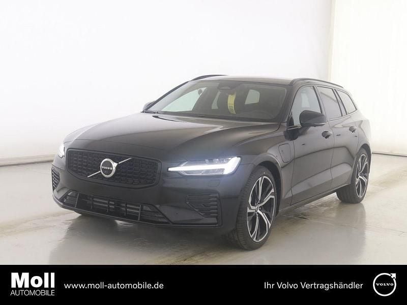 Gebraucht Volvo V60 Plus 398 PS (292 kW) 2025 Onyx black / metallic Kombi