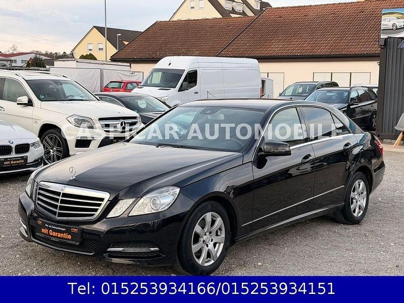 Gebraucht Mercedes E200 Avantgarde 184 PS (135 kW) 2013 Obsidianschwarz Limousine