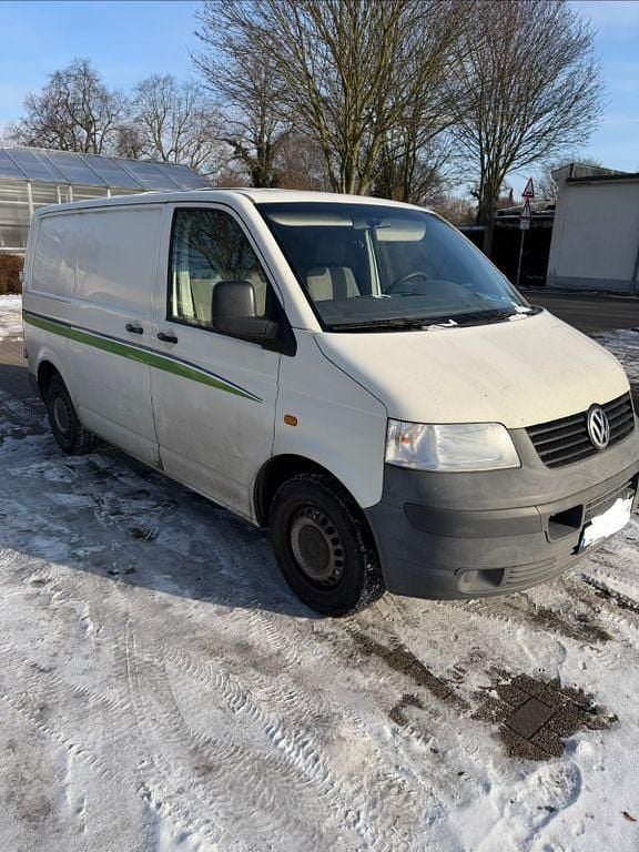 Weiß Gebraucht 2007 VW T5 Van | 2.750 € (Guter Preis) - Bild 1/4