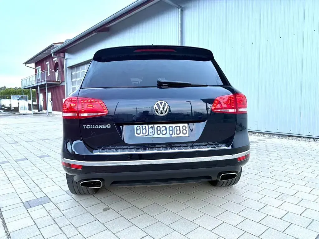 Gebraucht VW Touareg 262 PS (192 kW) 2015 Blau SUV