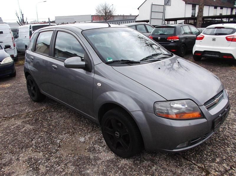 Gebraucht Chevrolet Kalos 94 PS (69 kW) 2007 Grau Kleinwagen