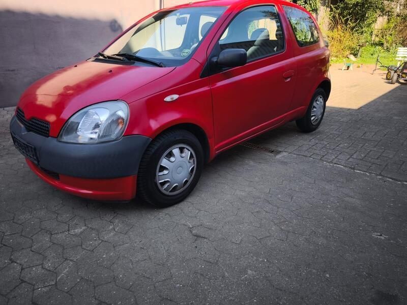 Rot Gebraucht 2002 Toyota Yaris Kleinwagen | 650 € (Guter Preis) - Bild 1/4