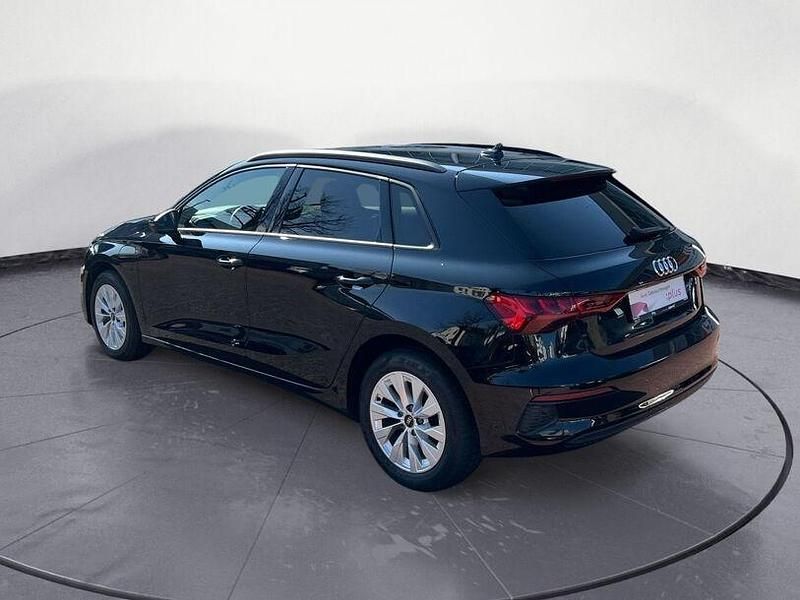 Gebraucht Audi A3 e-tron Advanced 109 PS (80 kW) 2022 Schwarz Kleinwagen