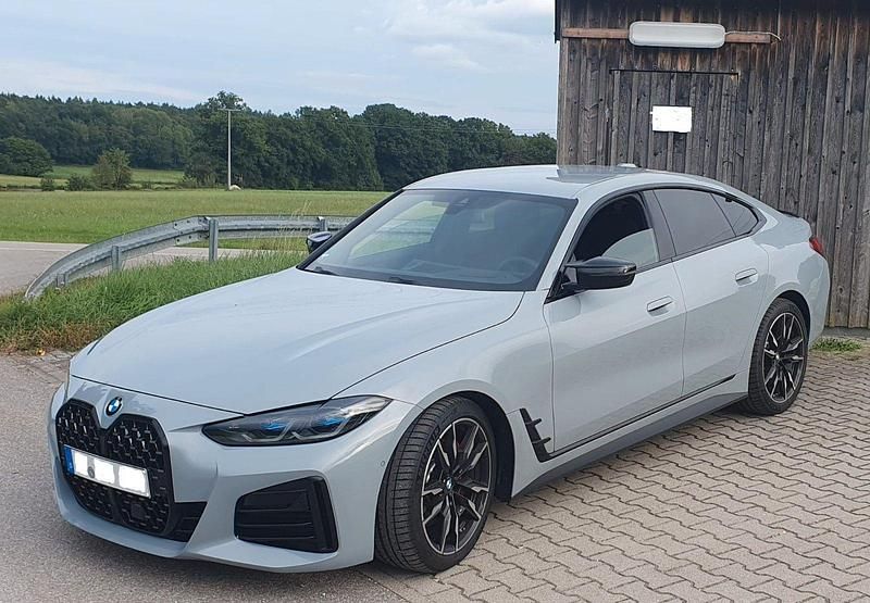 Grau Gebraucht 2023 BMW M440 M Sport Limousine | 50.500 € (Superpreis) - Bild 1/4