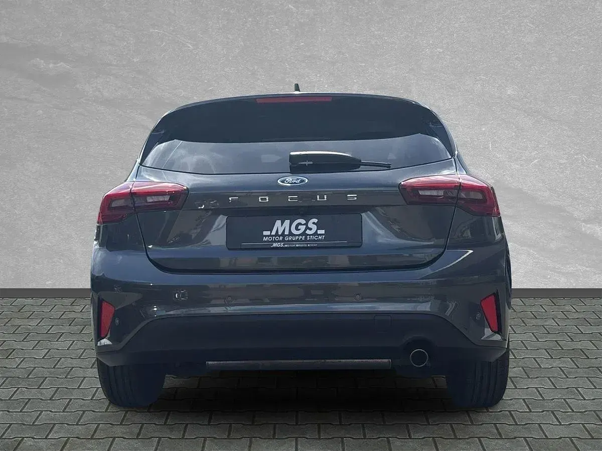 Gebraucht Ford Focus Titanium 155 PS (114 kW) 2025 Magnetic metallic Limousine