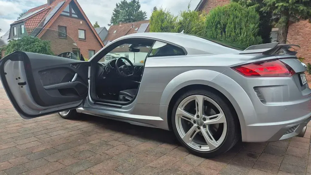 Gebraucht Audi TT S-Line 230 PS (169 kW) 2014 Silber Coupé