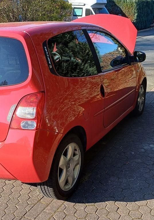 Gebraucht Renault Twingo Rip Curl 75 PS (55 kW) 2010 Rot Kleinwagen