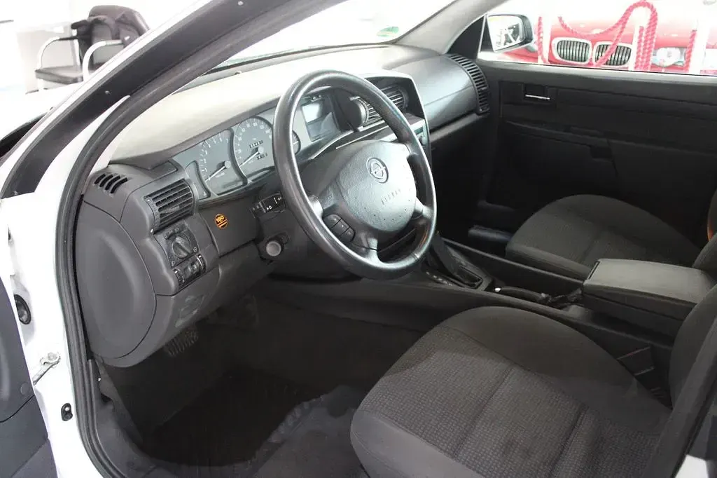 Gebraucht Opel Omega Selection 144 PS (105 kW) 2001 Weiß Limousine