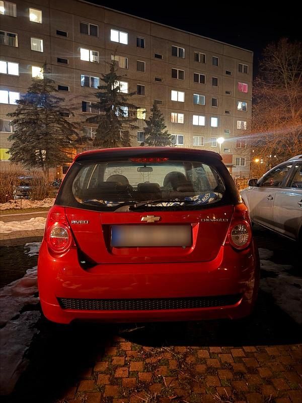 Gebraucht Chevrolet Aveo 101 PS (74 kW) 2009 Rot Kleinwagen