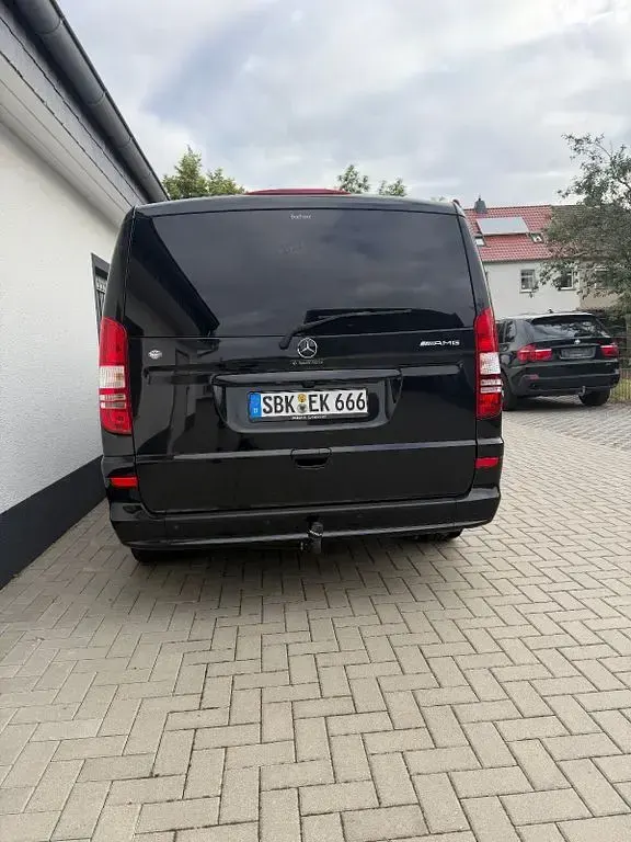 Gebraucht Mercedes Viano Avantgarde Edition 224 PS (164 kW) 2012 Schwarz Van / Kleinbus