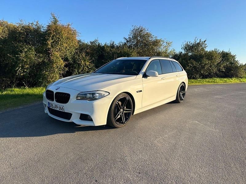 Gebraucht BMW 520 Performance 190 PS (139 kW) 2012 Weiß Kombi