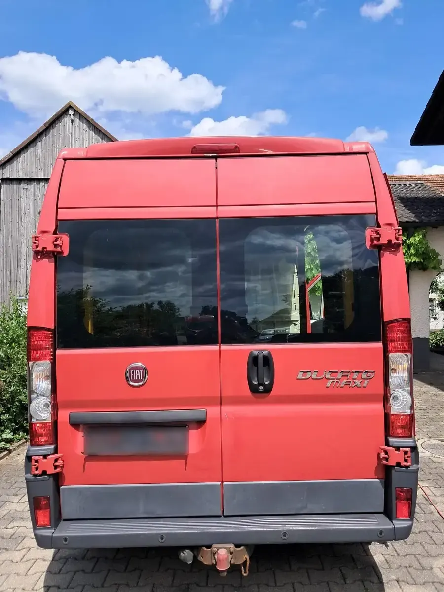 Gebraucht Fiat Ducato 177 PS (130 kW) 2013 Rot Van