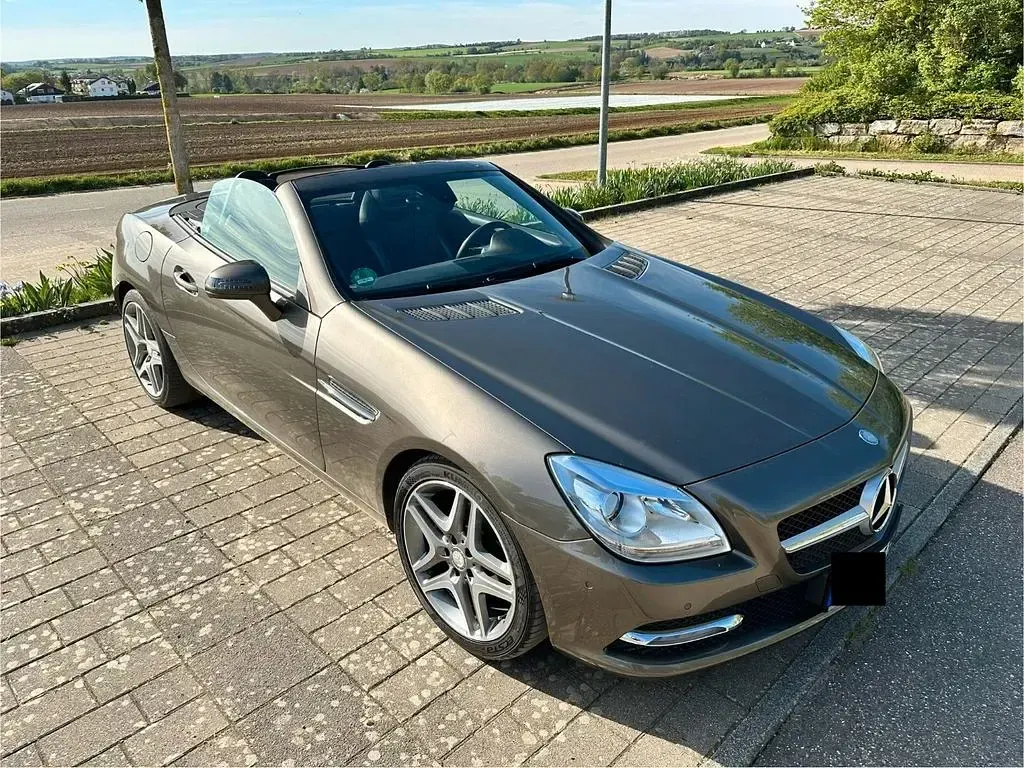 Gebraucht Mercedes SLK200 184 PS (135 kW) 2012 Beige Cabrio