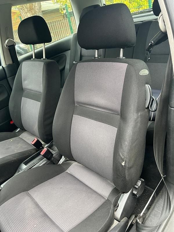 Gebraucht VW Golf IV 75 PS (55 kW) 2001 Silber Kleinwagen