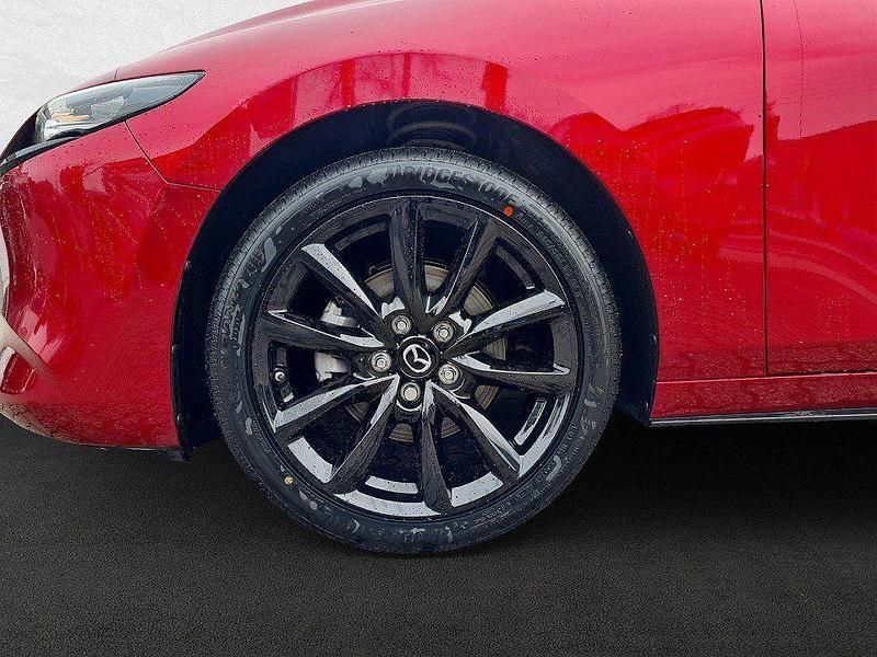 Neu Mazda 3 Homura-Line 140 PS (102 kW) 2026 Soul red crystal m Limousine
