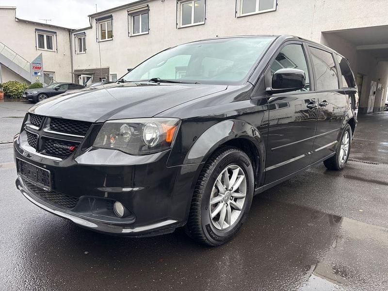 Schwarz Gebraucht 2014 Dodge Grand Caravan Van / Kleinbus | 14.850 € (Fairer Preis) - Bild 1/4