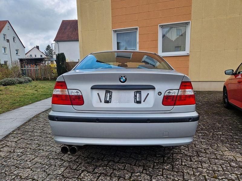 Gebraucht BMW 316 116 PS (85 kW) 2003 Silber Limousine