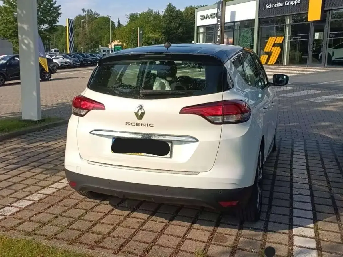 Gebraucht Renault Scénic IV Initiale Paris 163 PS (119 kW) 2018 Weiß Van / Kleinbus