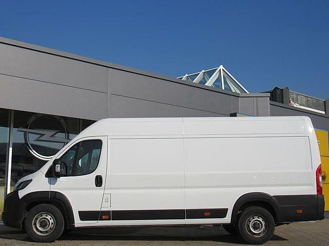 Gebraucht Peugeot Boxer 140 PS (102 kW) 2024 Weiß Van