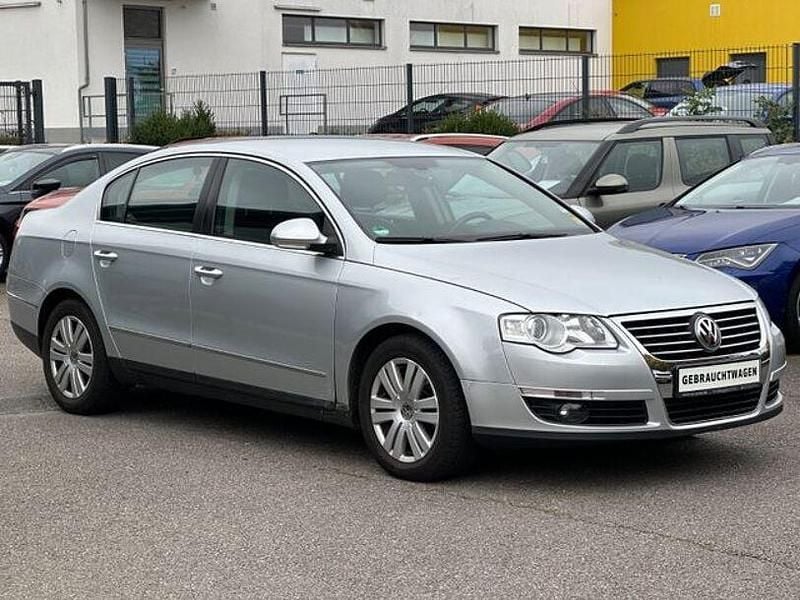 Używany VW Passat Highline 140 KM (102 kW) 2006 Srebrny Sedan/Limuzyna
