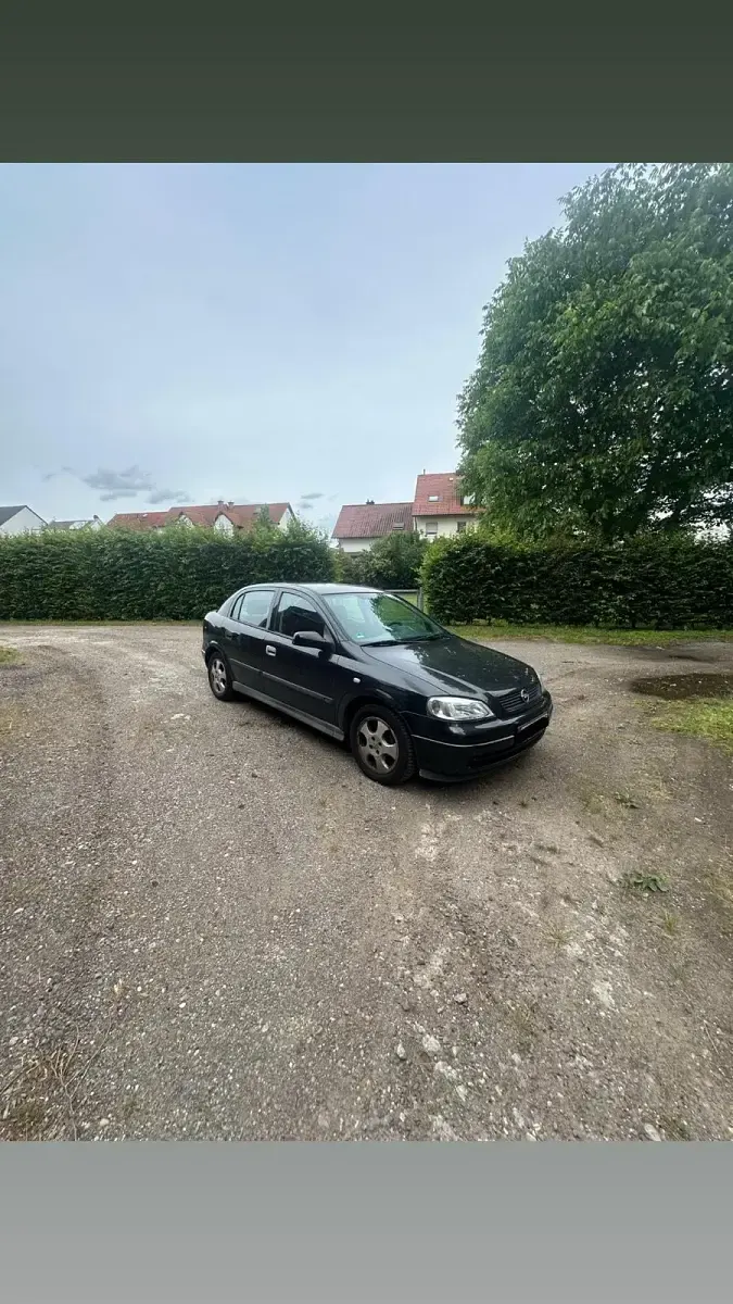 Gebraucht Opel Astra 100 PS (73 kW) 2000 Schwarz Limousine
