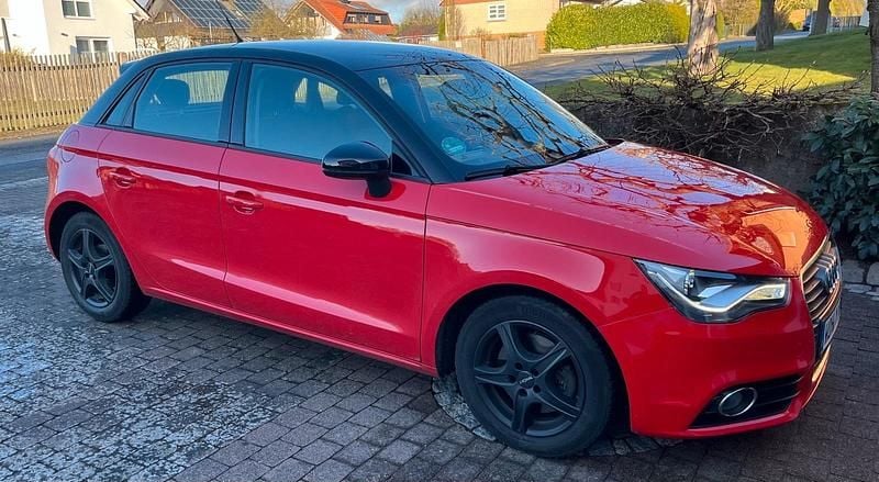 Gebraucht Audi A1 Ambition 122 PS (89 kW) 2013 Rot Kleinwagen
