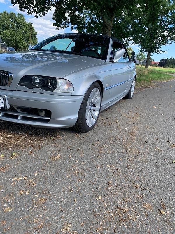 Silber Gebraucht 2000 BMW 325 Cabriolet Cabrio | 5.450 € (Guter Preis) - Bild 1/4