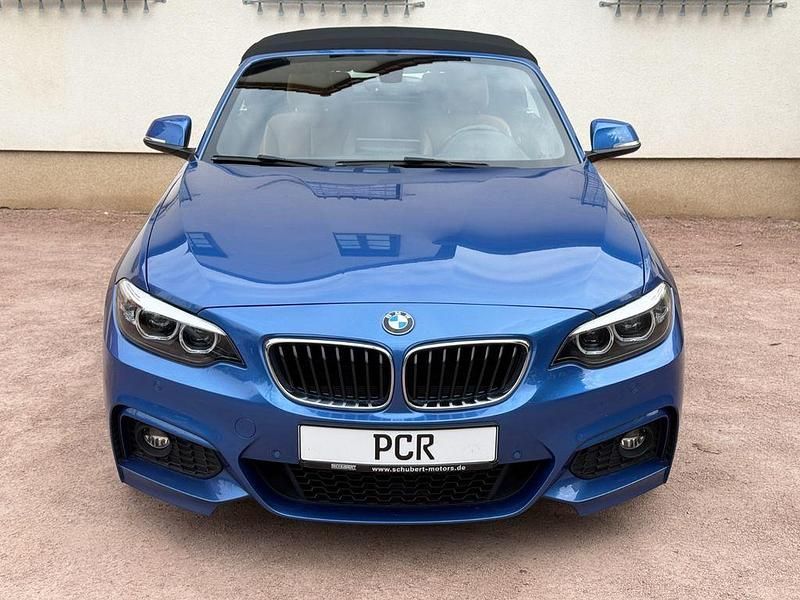 Gebraucht BMW 230 M Sport 252 PS (185 kW) 2018 Estorilblau ii Cabrio