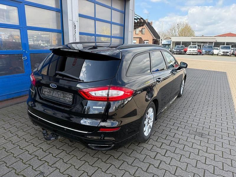 Gebraucht Ford Mondeo ST-Line 239 PS (175 kW) 2017 Schwarz Limousine