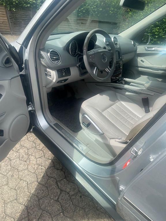 Gebraucht Mercedes ML350 272 PS (200 kW) 2007 Silber SUV