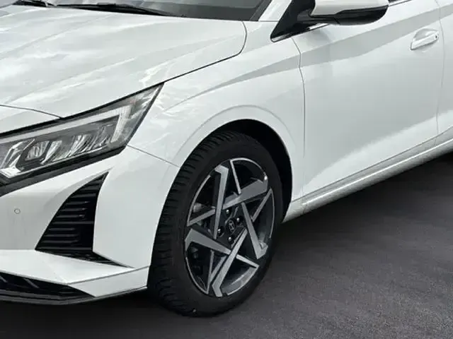 Gebraucht Hyundai i20 Prime 101 PS (74 kW) 2024 Weiß Kleinwagen