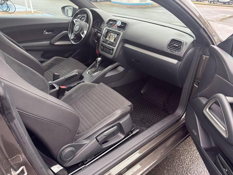 Gebraucht VW Scirocco Sport 160 PS (117 kW) 2011 Braun Coupé