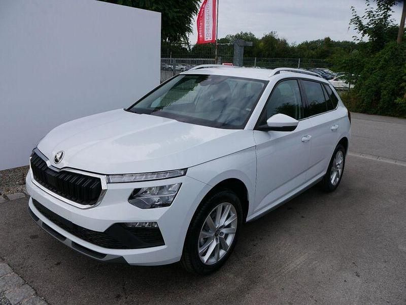 Weiss Neu 2025 Skoda Kamiq SUV | 32.990 € (Fairer Preis) - Bild 1/4