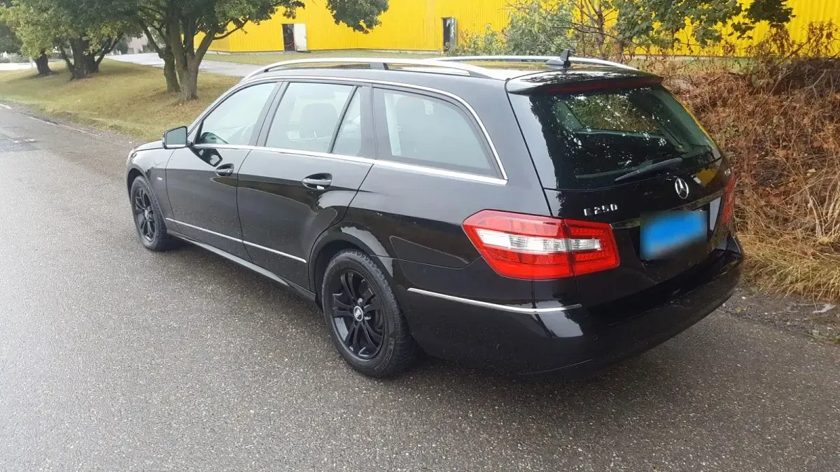 Brugt Mercedes E250 204 HK (150 kW) 2011 Sort Stationcar