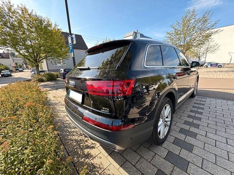 Gebraucht Audi Q7 Ambiente 272 PS (200 kW) 2016 Schwarz SUV