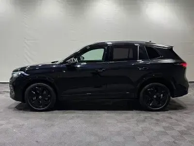 Gebraucht VW Tiguan R-line 272 PS (200 kW) 2024 Schwarz SUV