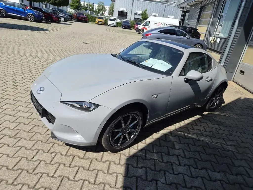 Neu Mazda MX5 Kazari 132 PS (97 kW) 2026 Grau Cabrio