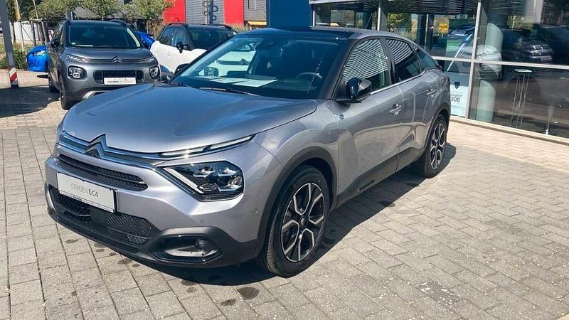 Gebraucht Citroën e-C4 Shine 100 kW (136 PS) 2023 Grau Limousine