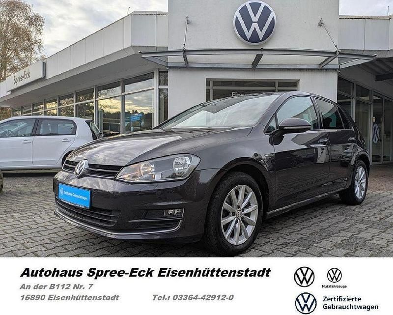 Kryptongrau metallic Gebraucht 2016 VW Golf VII LOUNGE Limousine | 13.349 € (Fairer Preis) - Bild 1/4