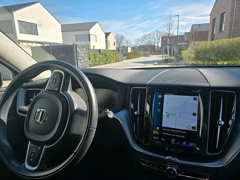 Gebraucht Volvo XC60 197 PS (144 kW) 2020 Schwarz SUV