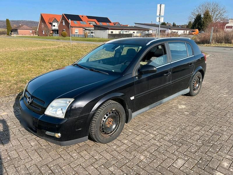Gebraucht Opel Signum 155 PS (114 kW) 2003 Schwarz Kleinwagen