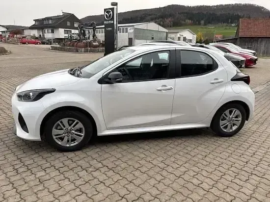 Gebraucht Mazda 2 Center-Line 116 PS (85 kW) 2025 Weiss Kleinwagen