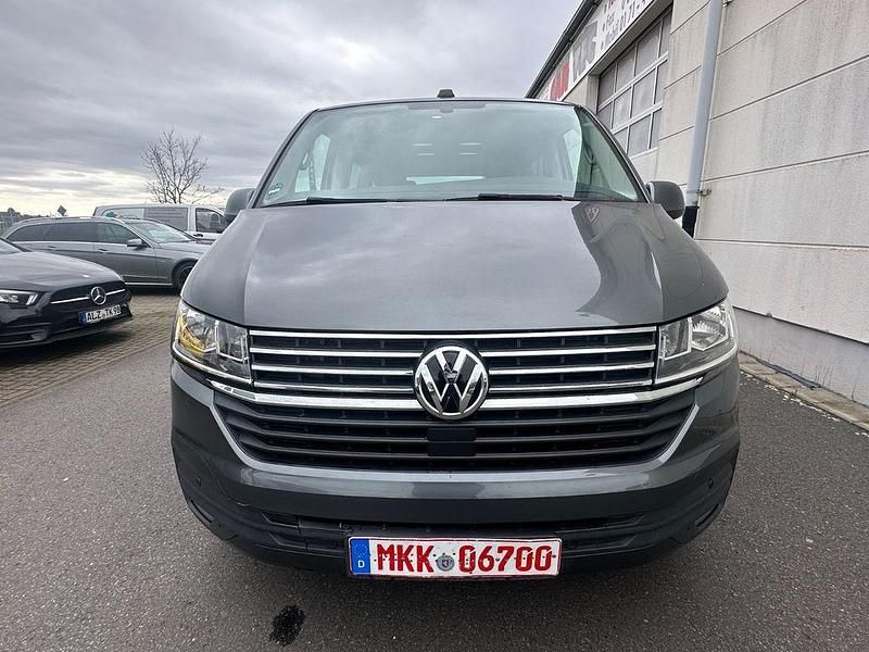 Gebraucht VW Multivan Comfortline 150 PS (110 kW) 2021 Grau Van