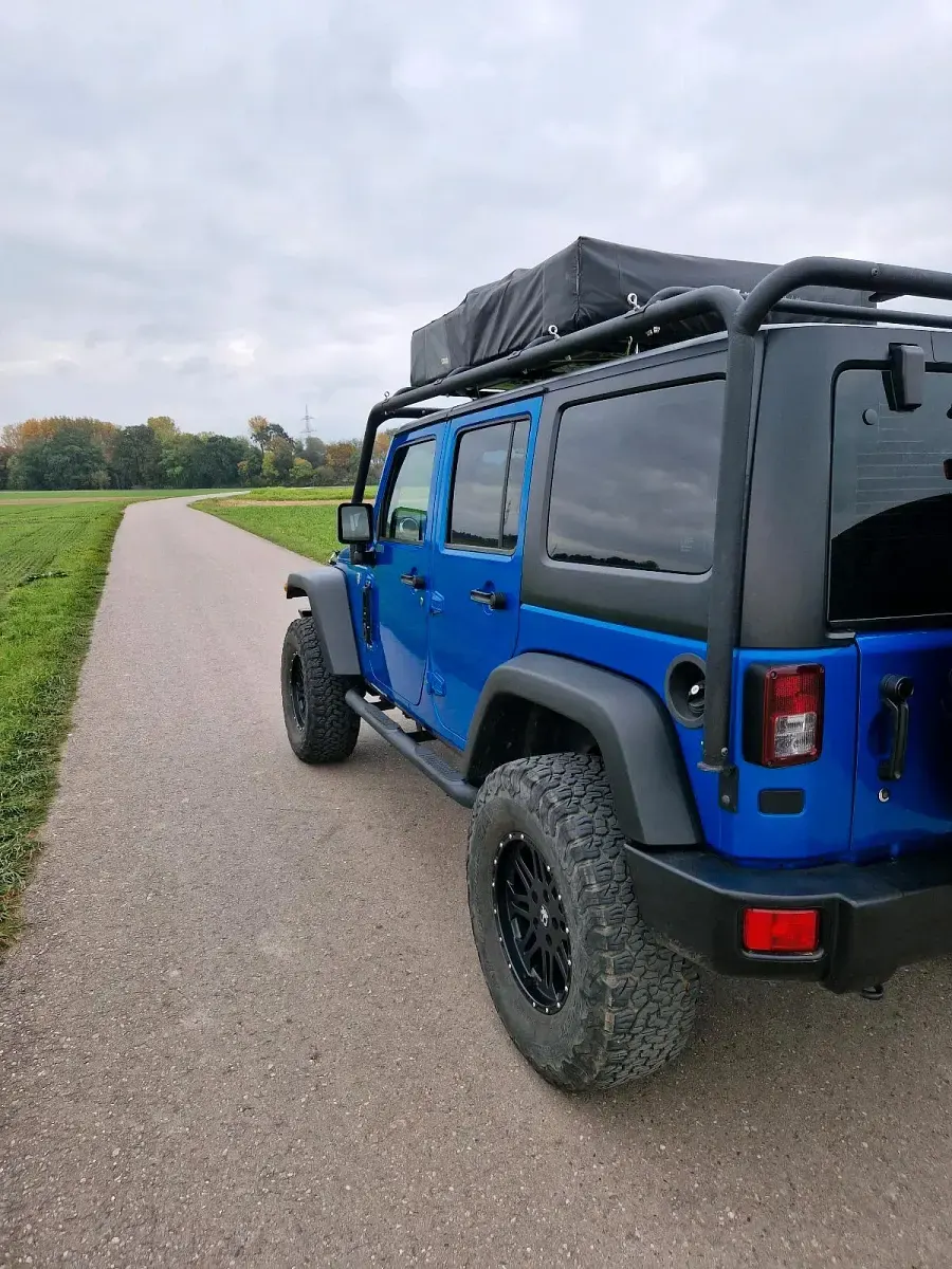 Gebraucht Jeep Wrangler Rubicon 200 PS (147 kW) 2016 Blau SUV