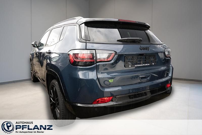 Gebraucht Jeep Compass 131 PS (96 kW) 2023 Blau SUV
