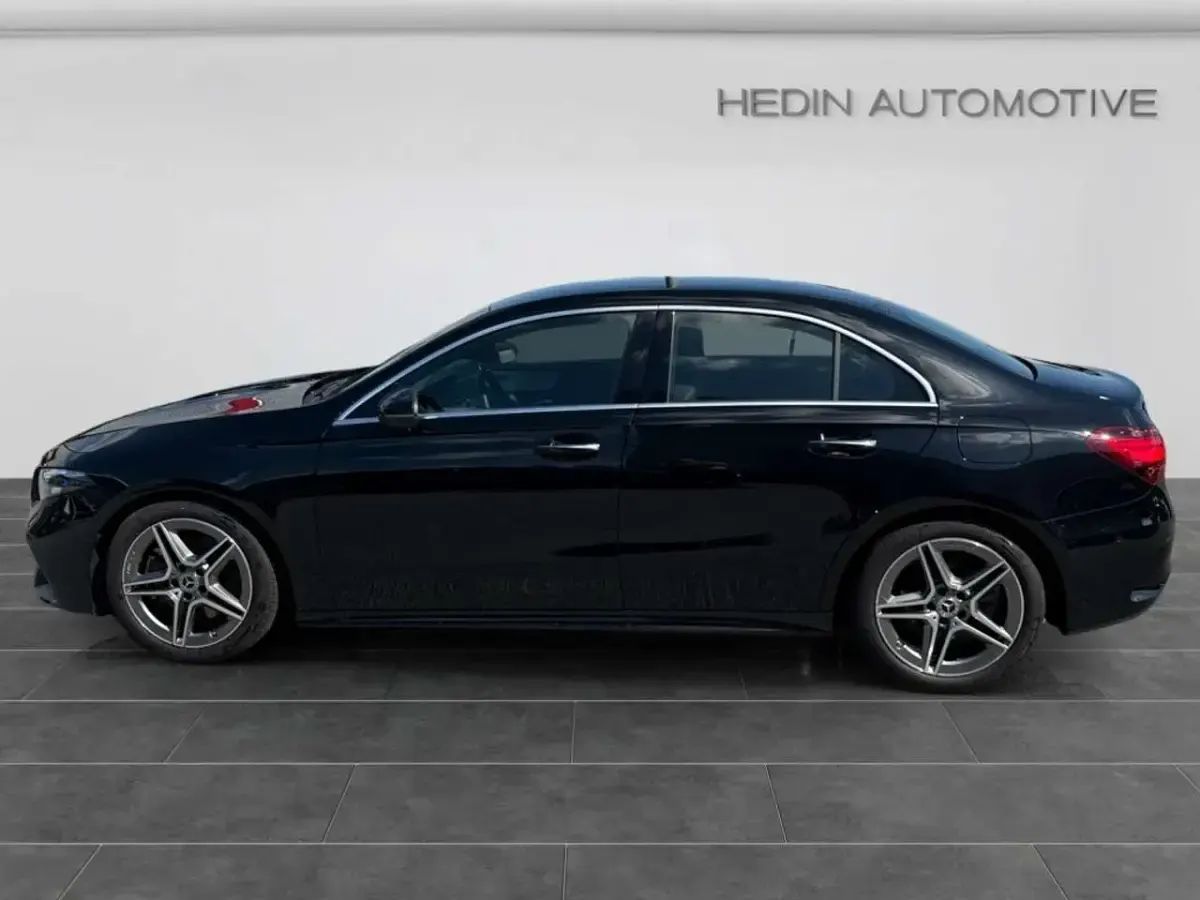 Gebraucht Mercedes A220 AMG 190 PS (139 kW) 2025 Schwarz Limousine