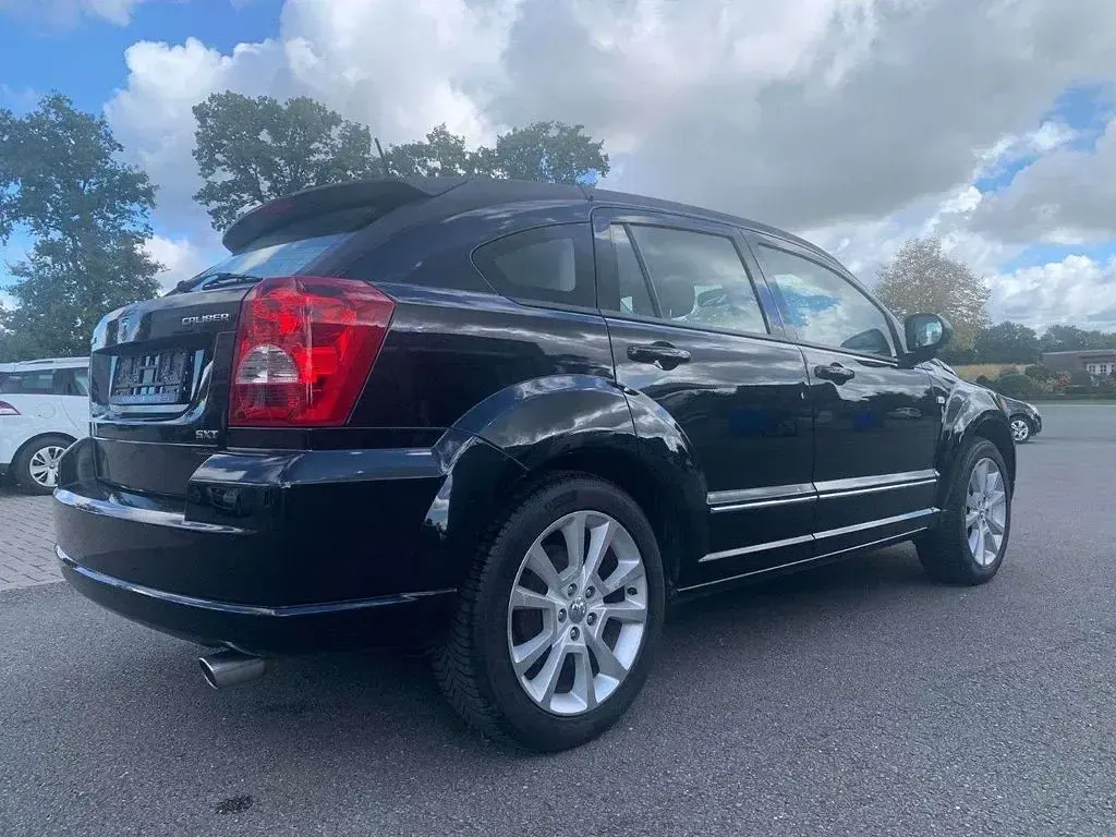 Używany Dodge Caliber SXT 156 KM (114 kW) 2010 Czarny Hatchback