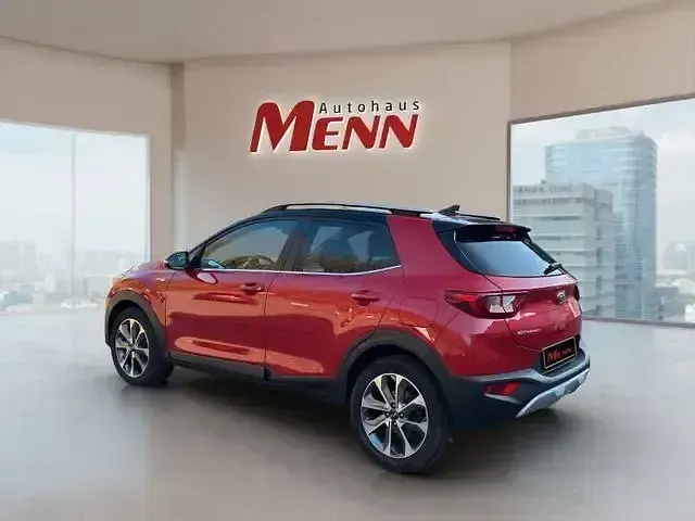 Używany Kia Stonic Platinum 120 KM (88 kW) 2018 Czerwony SUV