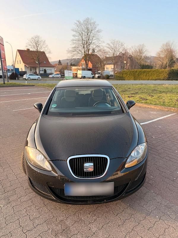 Gebraucht Seat Leon 105 PS (77 kW) 2008 Schwarz Kleinwagen