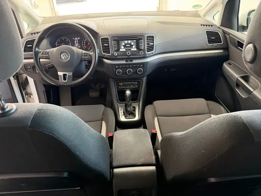 Gebraucht VW Sharan Life 177 PS (130 kW) 2014 Weiß Van / Kleinbus